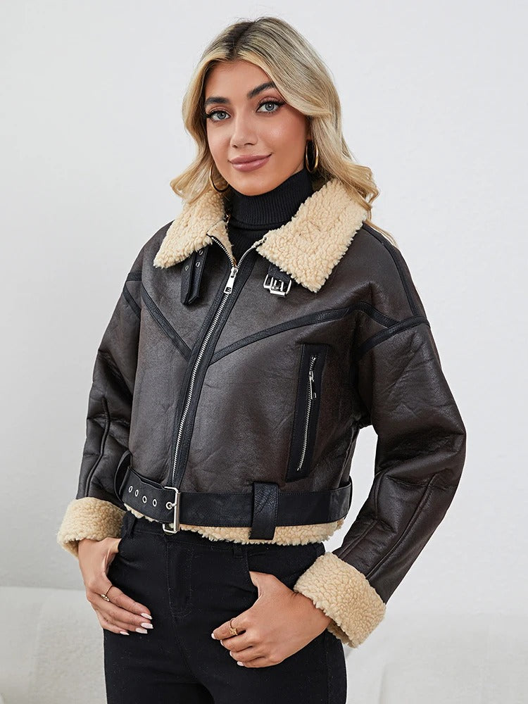 Veste de motard courte en peau lainée synthétique pour femme – Manteau streetwear à ceinture pour l'hiver