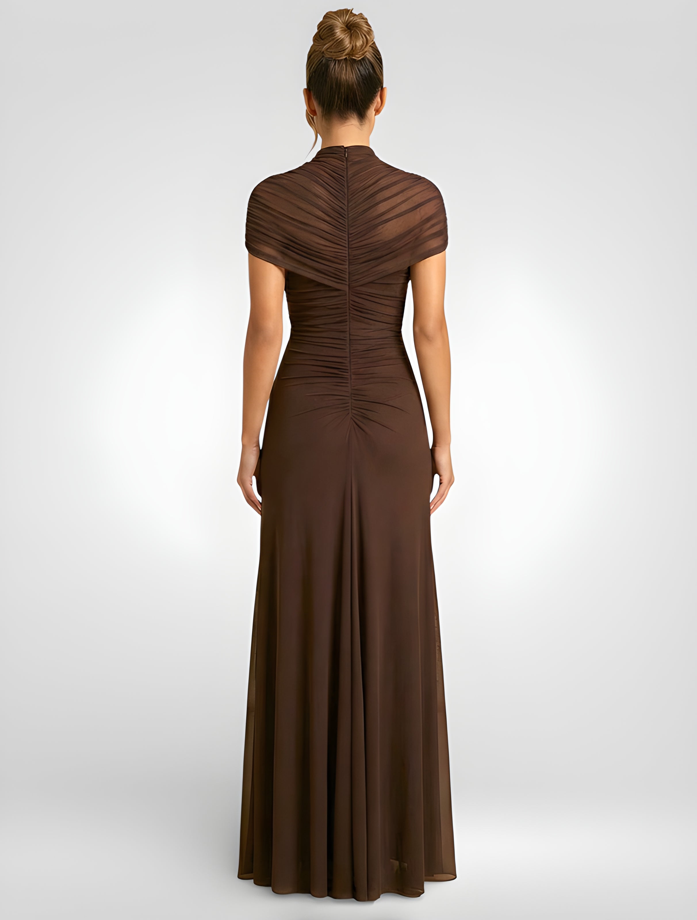 Maxi šaty s výstřihem do V v kávové síťoviny