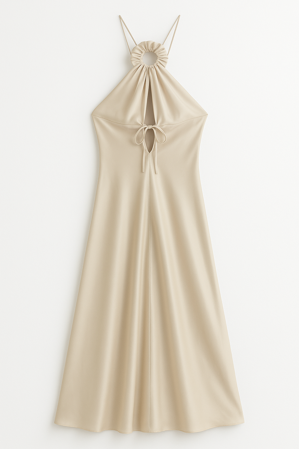 Robe dos nu en satin – Détail rose et silhouette fluide