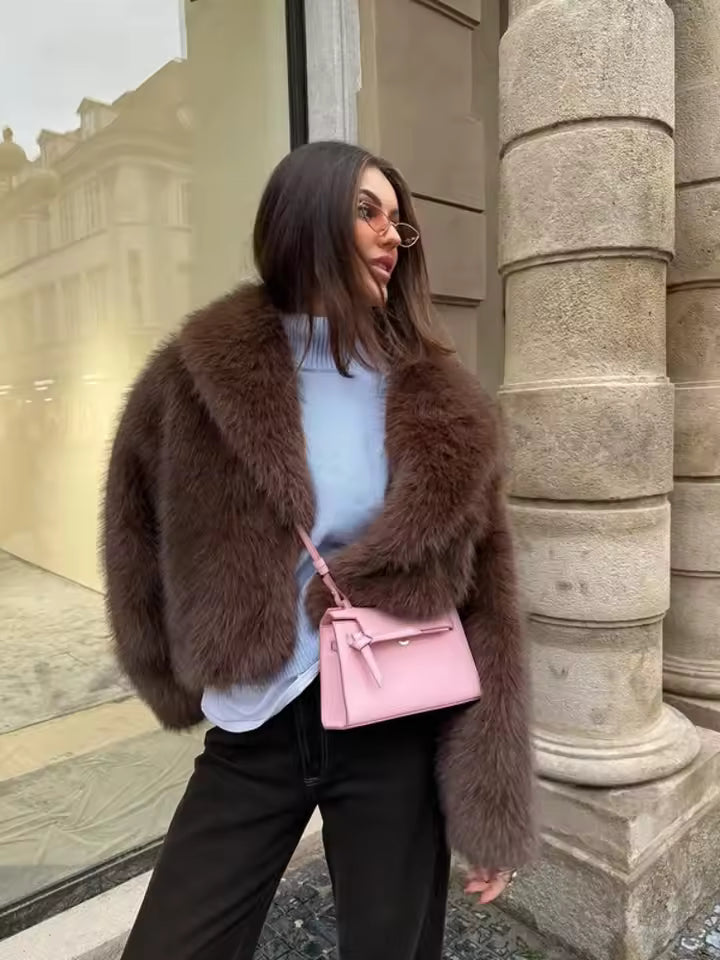 Women's Retro Plush Vegan Fur Lapel Jacket – Soft Cropped Winter Coat