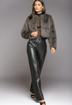 Women's Winter Plush Fur Short Jacket – Thick Casual Outerwear with Pockets, O-Neck