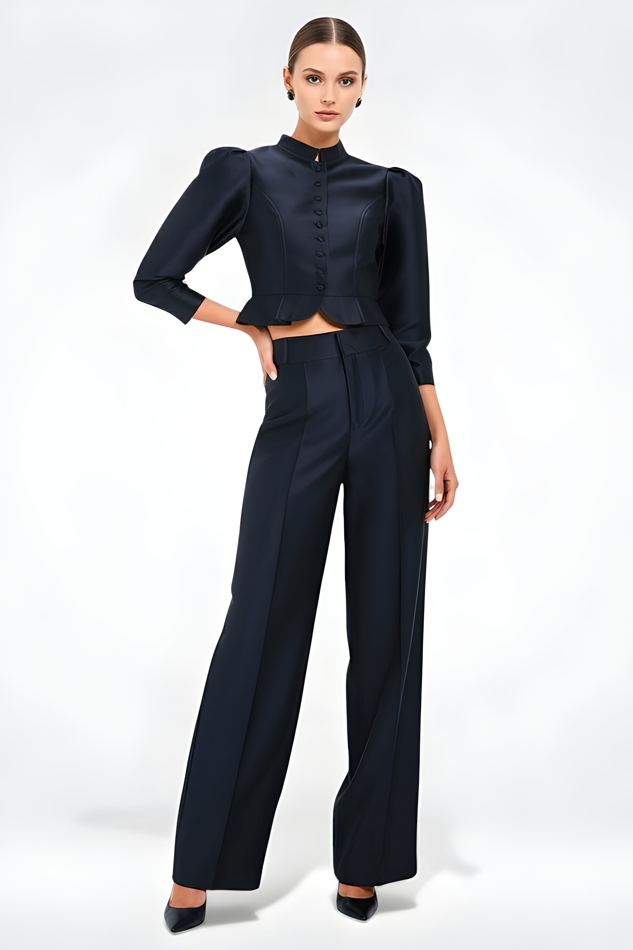 Strukturovaná saténová halenka s peplumem - černá 