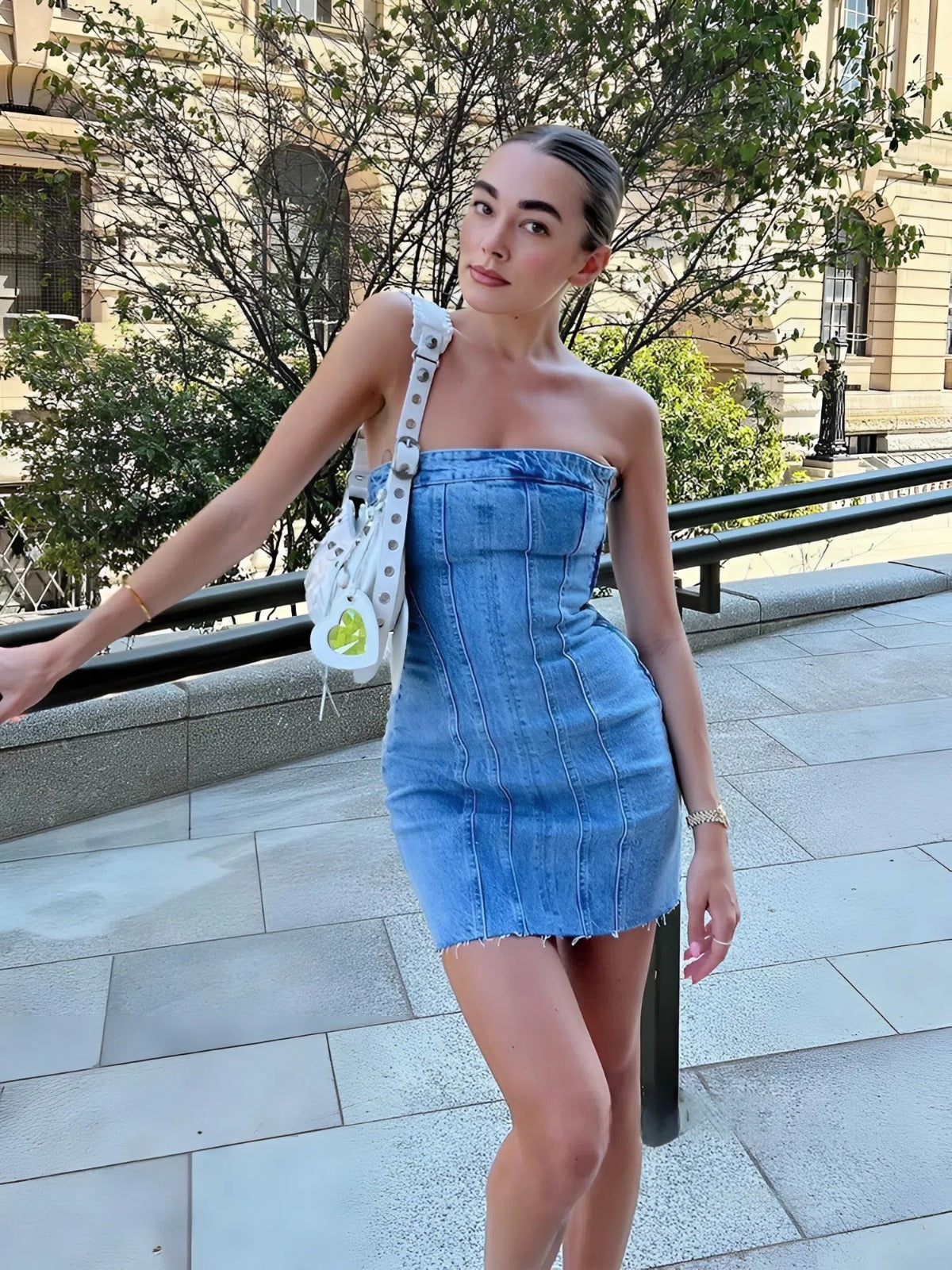 Bandeau Mini Dress – Body-Hugging Fit with Frayed Hem
