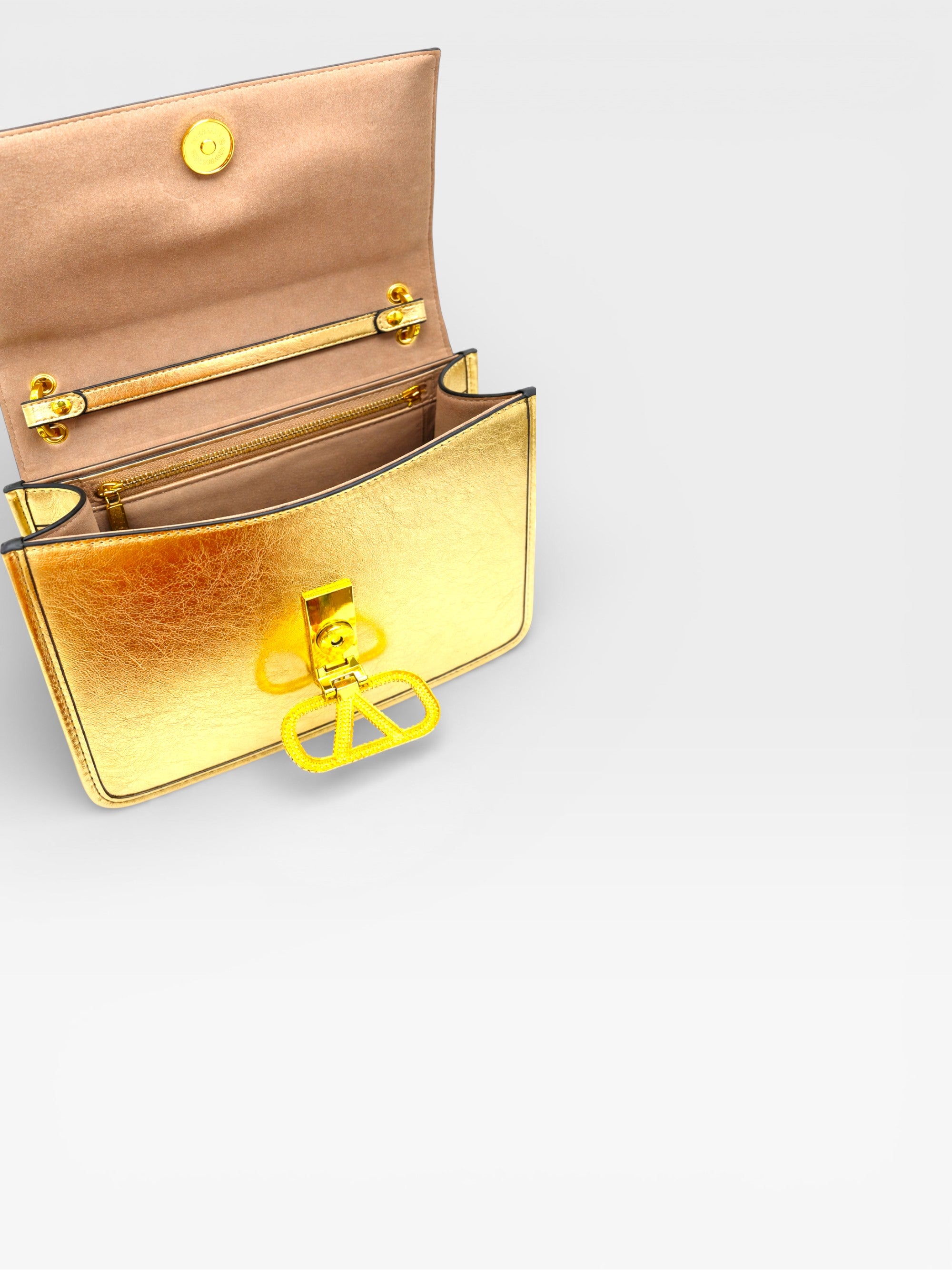 Diamond-Studded Shoulder Bag