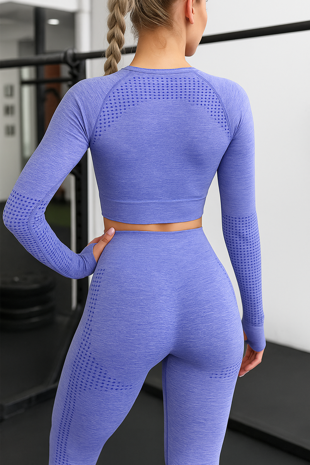 Women’s Athletic Crop Top – Seamless, Breathable & Long Sleeve
