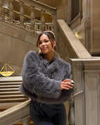 Veste courte d'hiver en fourrure pelucheuse pour femme – Manteau épais et décontracté avec poches et col rond