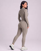 Geformter Kompressions-Jumpsuit mit Reißverschluss – Beige