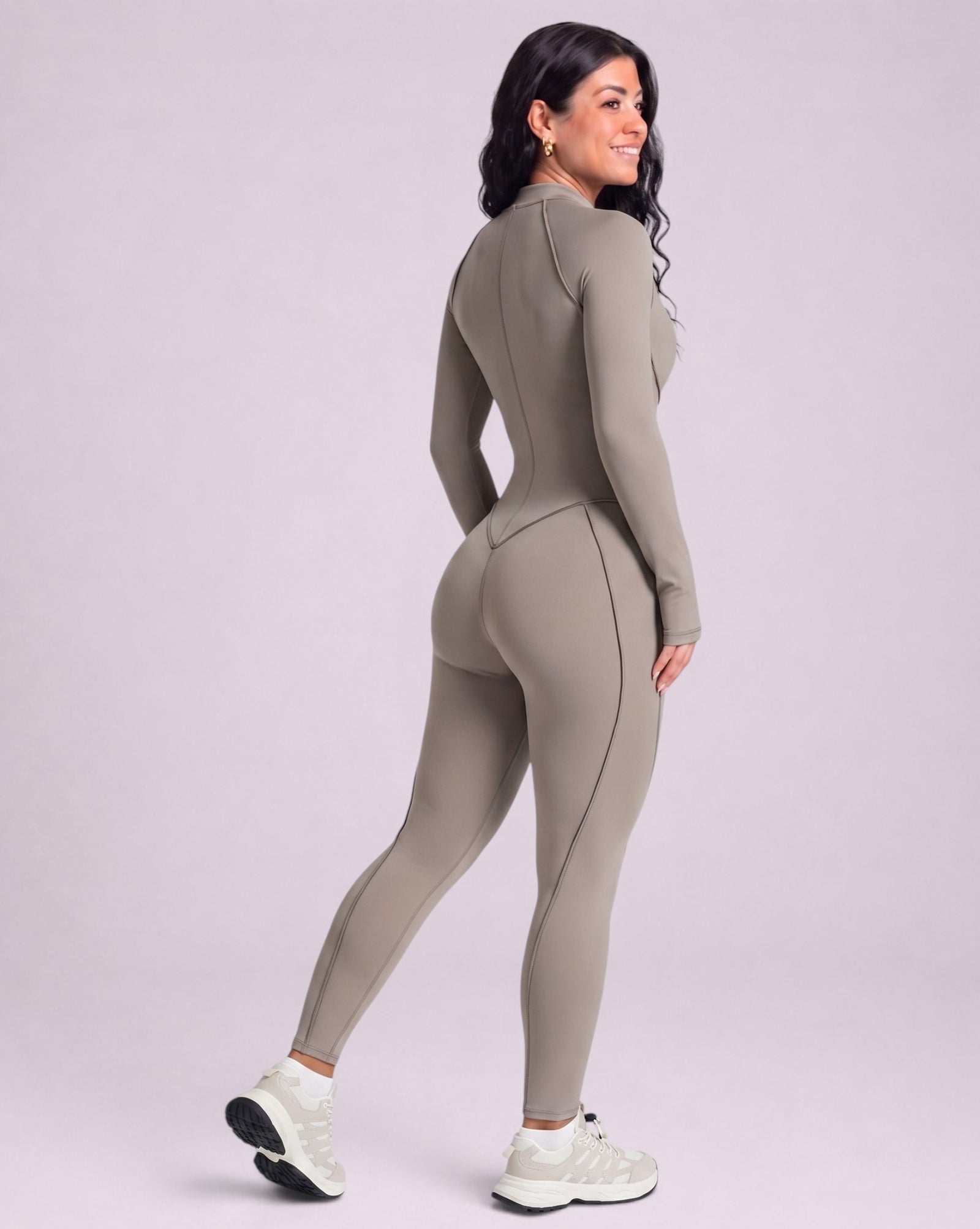 Geformter Kompressions-Jumpsuit mit Reißverschluss – Beige
