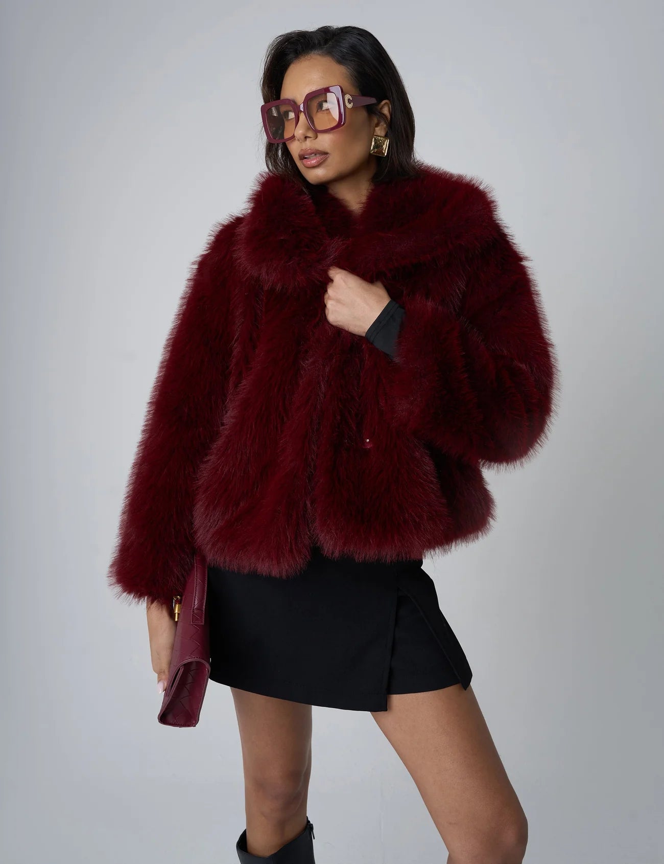 Luxury vegan Fur Coat – Oversized Winter Glam Look