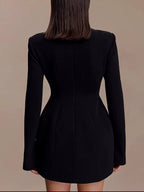 Luxuriöses Minikleid mit Cut-Outs 