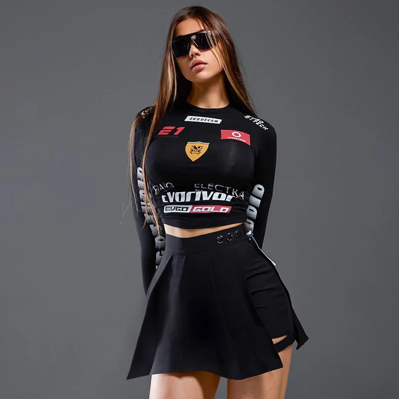 Racing Longsleeve Crop Top – Slim Fit with Motorsport Print