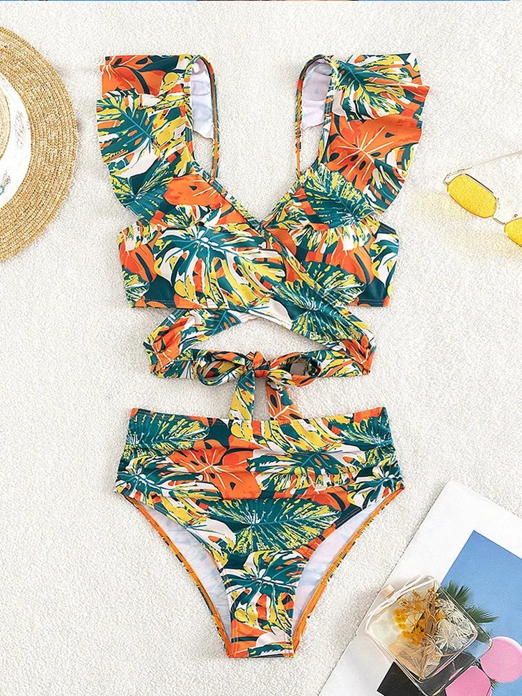 Bikini tropical con volantes: cintura alta y push-up