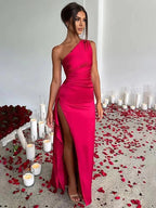 Elegant Satin Evening Dress – Backless Slim Fit with Side Slit