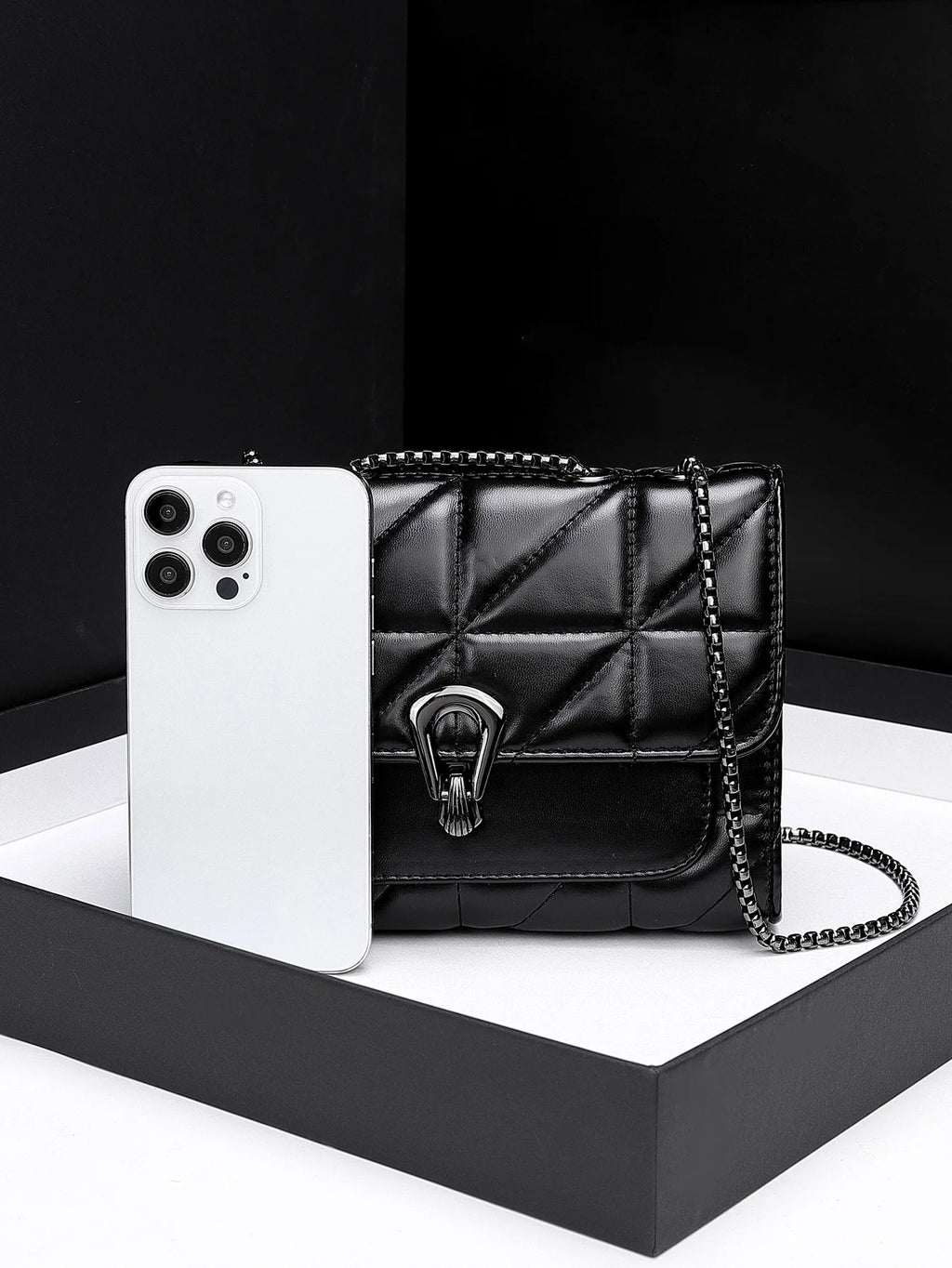 Retro Flip Women's Quilted PU Leather Crossbody Bag – Luxury Chain Shoulder Handbag