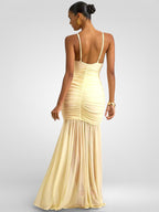 Rückenfreies, plissiertes Maxikleid mit Spaghettiträgern – Elegantes, gerafftes V-Ausschnitt-Kleid