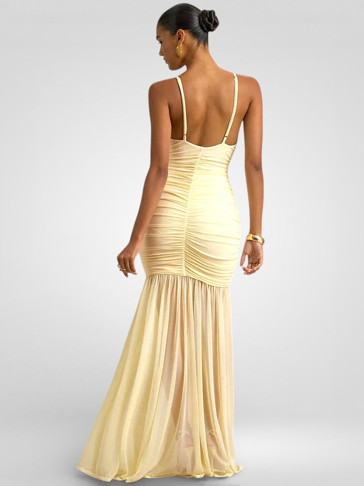 Rückenfreies, plissiertes Maxikleid mit Spaghettiträgern – Elegantes, gerafftes V-Ausschnitt-Kleid