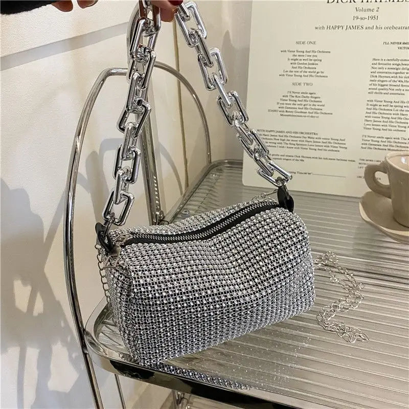 Mini sac seau à strass – Sac bandoulière en forme de coussin pailleté avec bandoulière chaîne pour femme