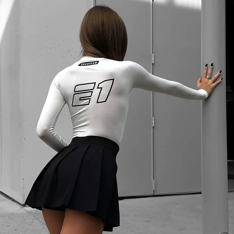 Racing Longsleeve Crop Top – Slim Fit with Motorsport Print