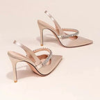Spidse hæle med krystalrem – Slanke, elegante pumps til aftener