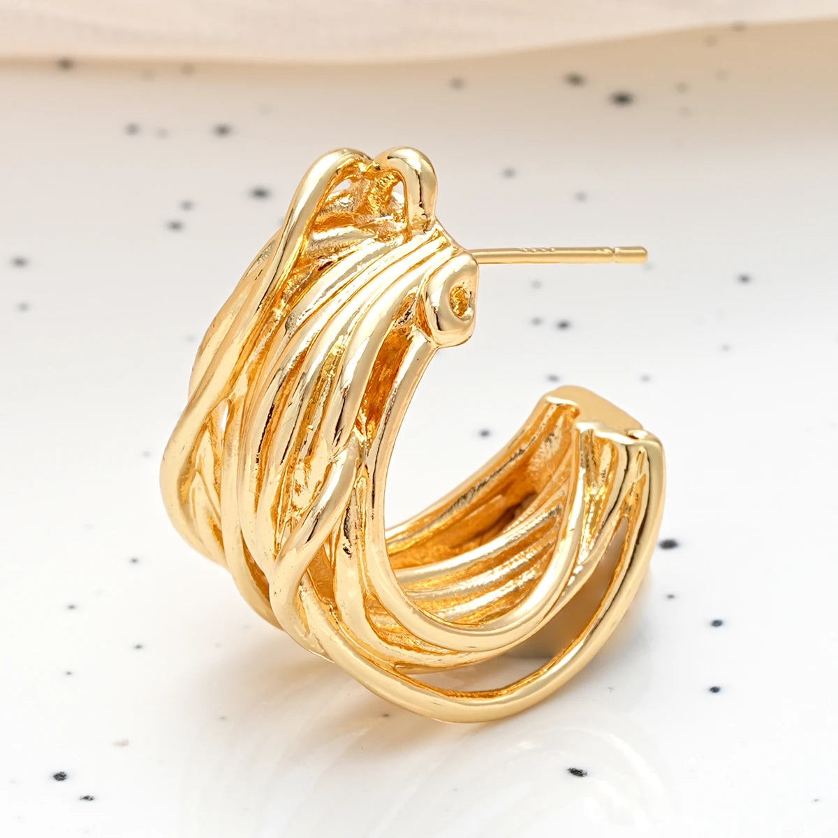 Exaggerated Wide Gold Clip-On Earrings for Women – Irregular Shape, Boho Style, Non-Piercing Metal Set