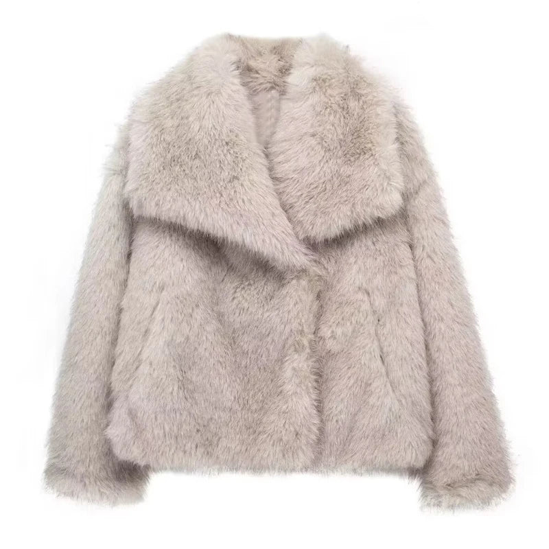 Luxusní umělá kožešinová bunda – Oversized zimní glam vzhled