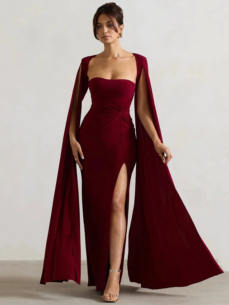 Elegantes Maxikleid mit langen Cape-Ärmeln 