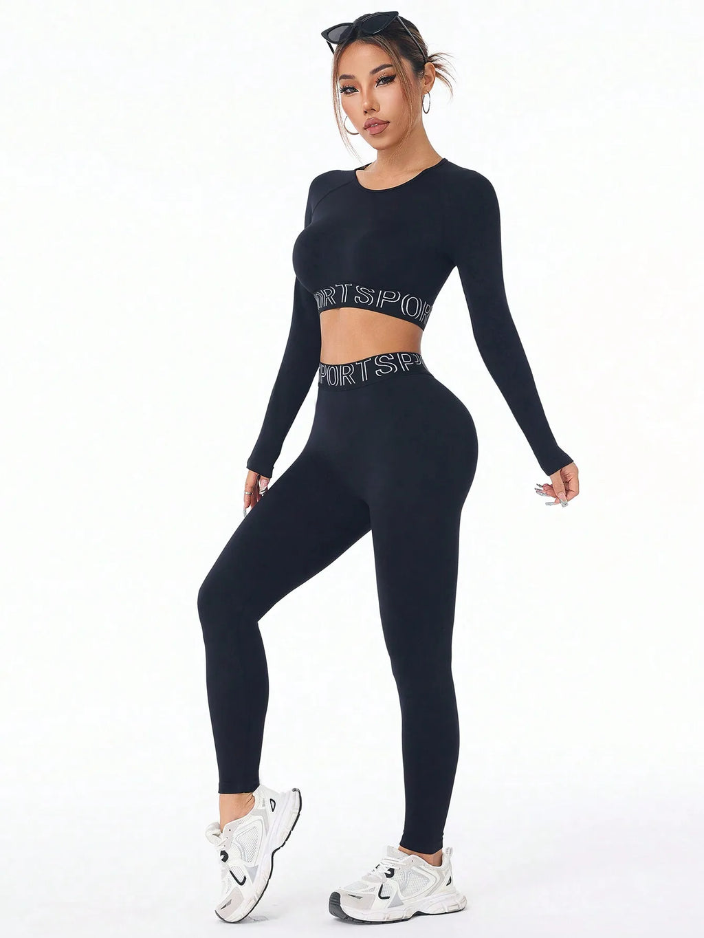 Seamless 2-Piece Workout Set – Scrunch Butt Leggings & Long Sleeve Crop Top