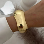Klobiges goldenes Manschettenarmband im Punk-Stil – unregelmäßiger geometrischer Vintage-Armreif für Frauen