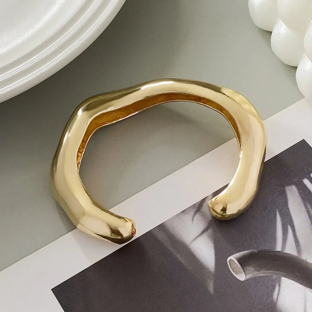 Chunky Punk-Style Gold Cuff Bracelet – Irregular Vintage Geometric Bangle for Women