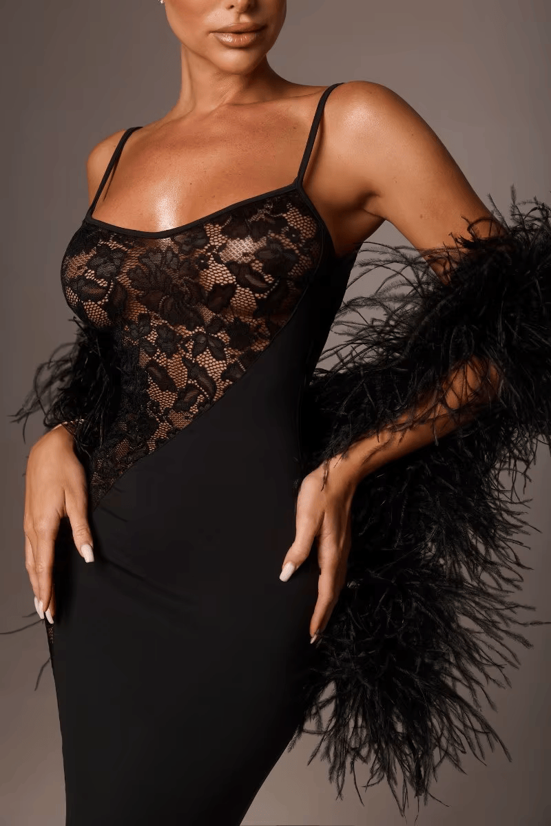 Elegantes Maxikleid aus glänzender Spitze – Schwarze Edition