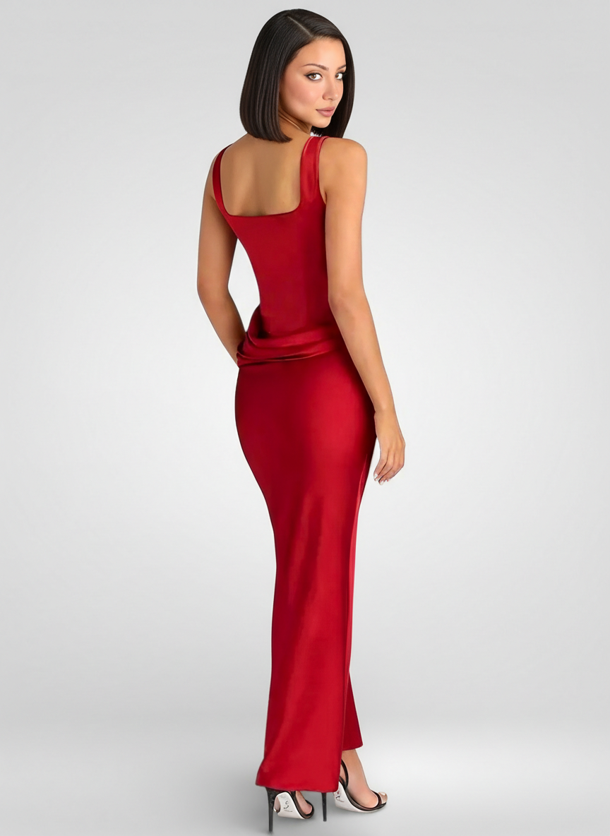 Ruched Backless Elegance – Bodycon Maxi Gown