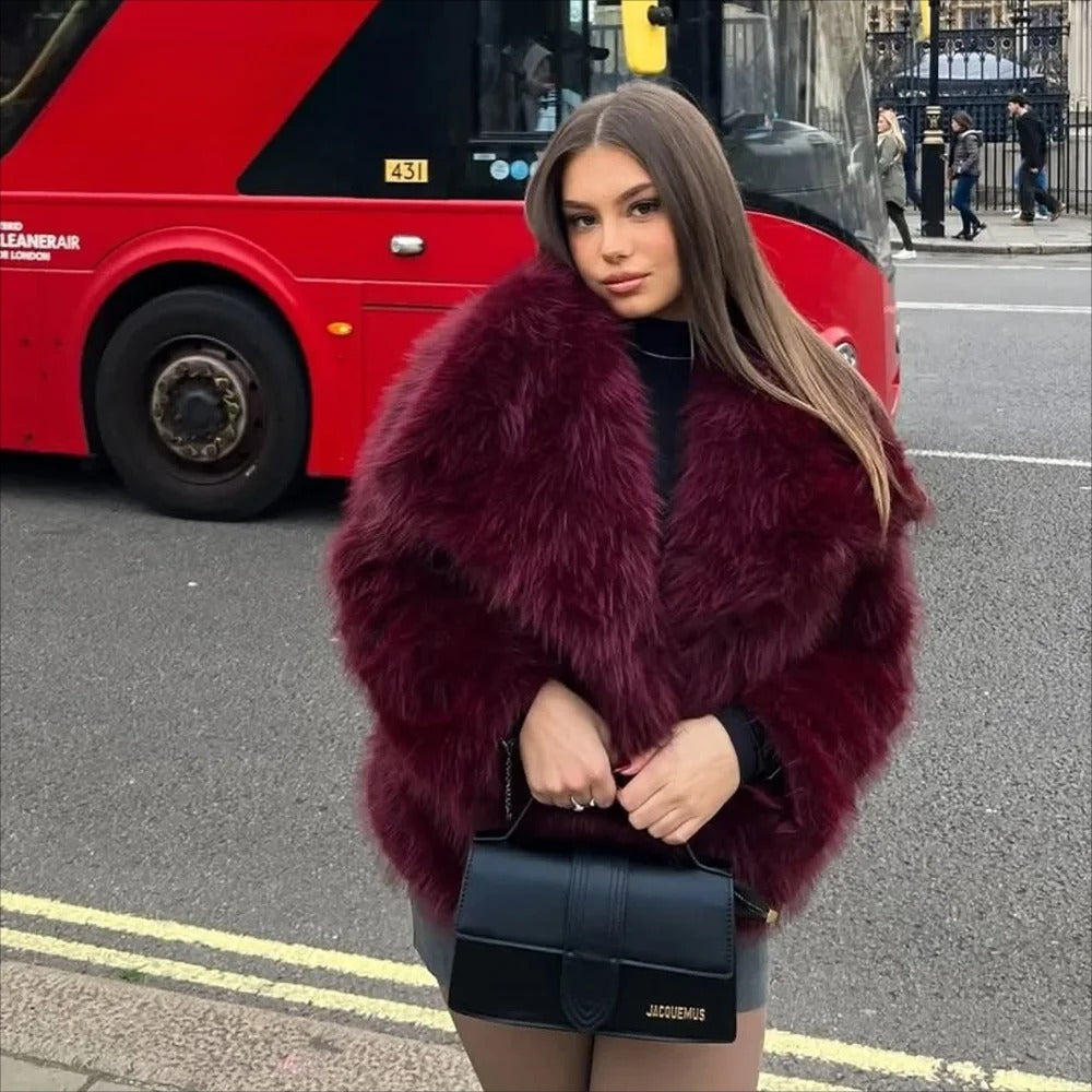 Luxury vegan Fur Coat – Oversized Winter Glam Look