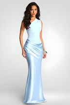 Figurbetontes, einseitig schulterfreies Maxikleid aus Satin