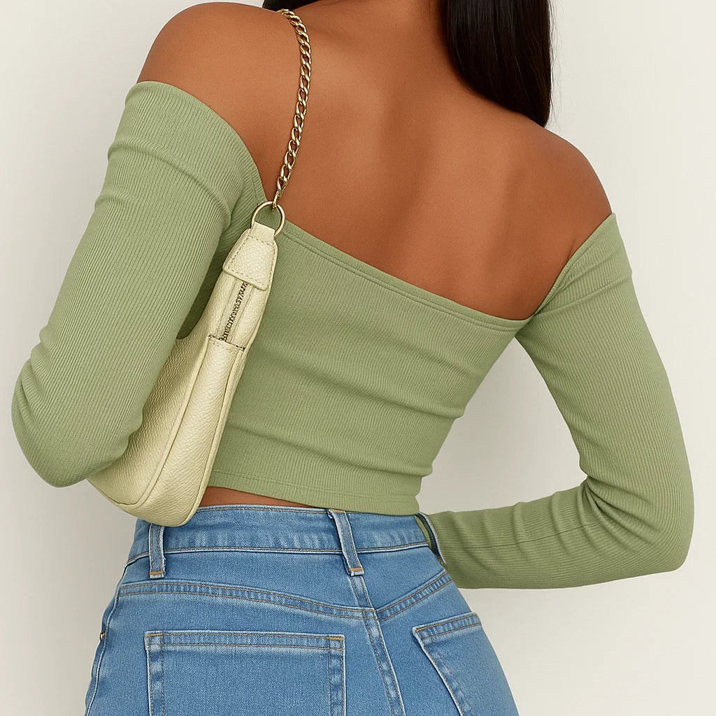 Crop top noir à anneau cœur Y2K – Épaules dénudées et trou de serrure sur le devant