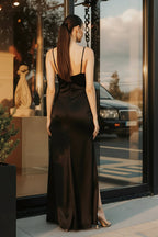 Maxikleid mit Trägern und figurbetontem Schnitt – Elegante Passform mit Seitenschlitz für glamourösen Abend 