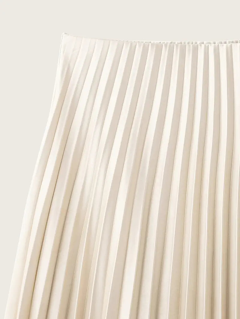 Plisseret Elegance Midi-nederdel – Flagrende højtaljet design med diskret glans
