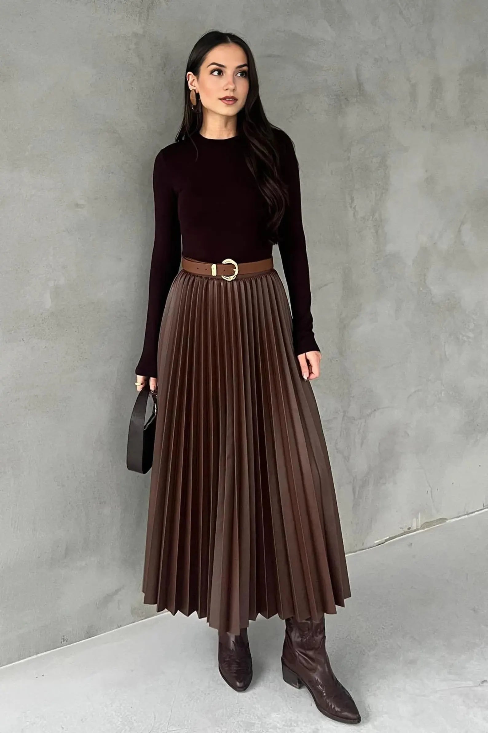 Plissee-Elegance-Midirock – Fließendes High-Waist-Design mit dezentem Glanz