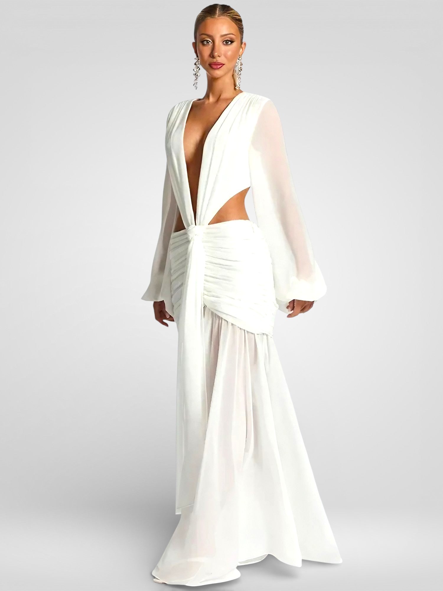 Rückenfreies Maxikleid mit tiefem V-Ausschnitt