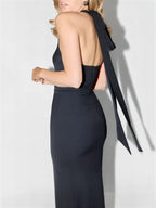 Elegantes rückenfreies Maxikleid mit Neckholder 