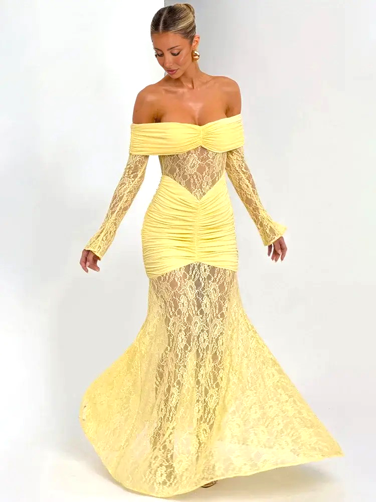 Schulterfreies, figurbetontes Maxikleid aus Spitze