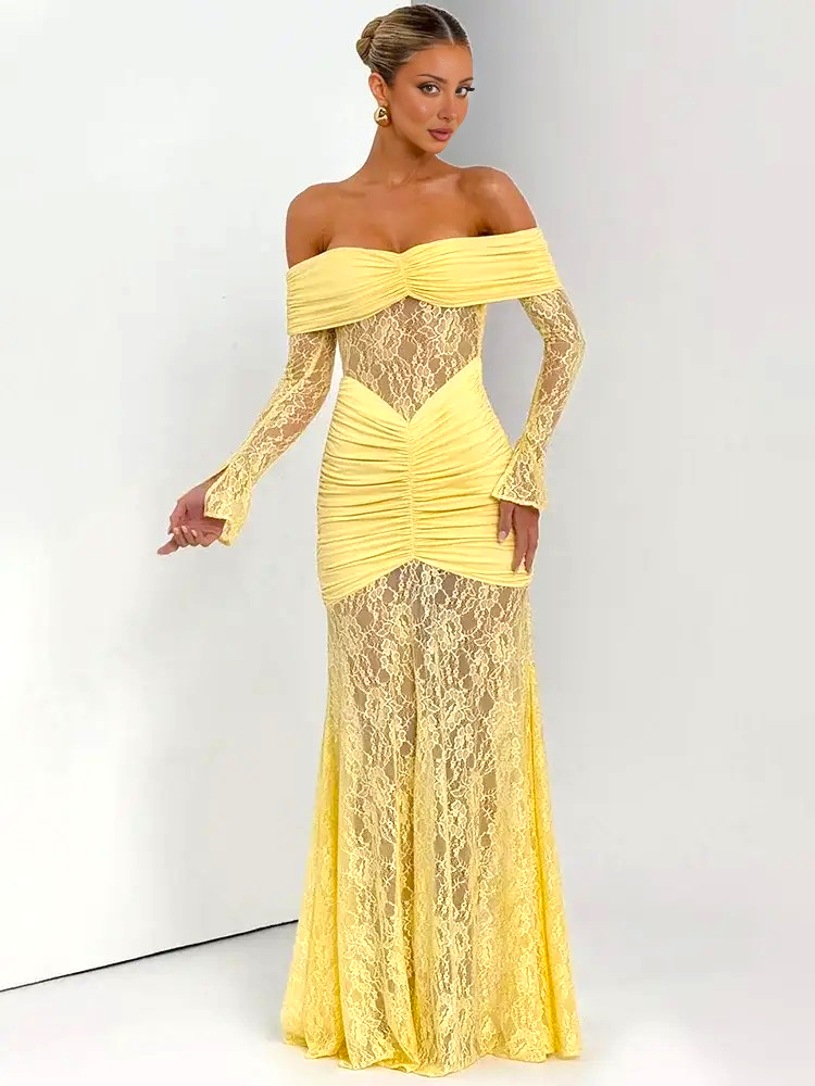 Schulterfreies, figurbetontes Maxikleid aus Spitze