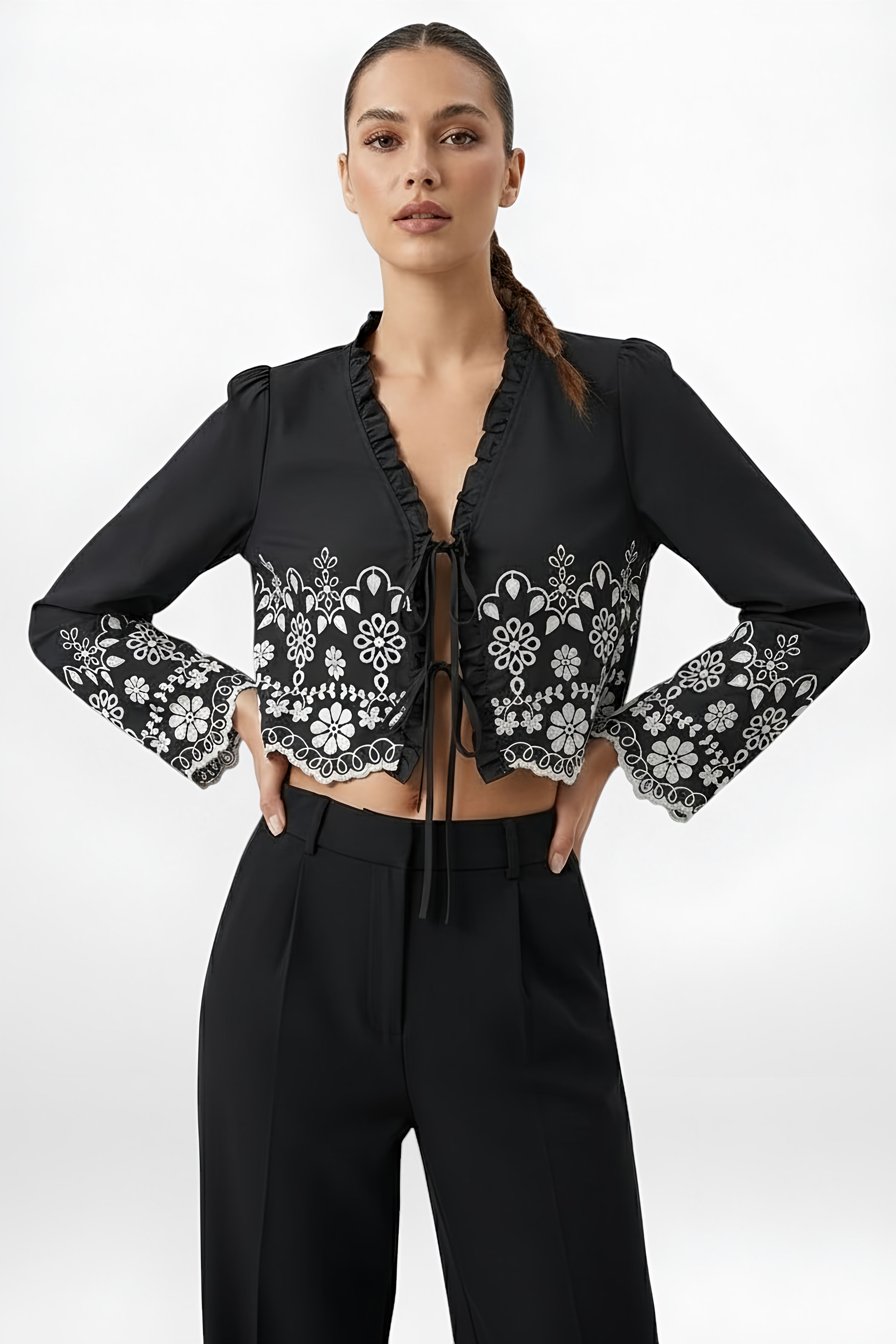 Women's Embroidered Cropped V-Neck Blouse with Lace-Up Detail – Summer Retro Chic Top