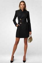 Elegantní minišaty s stahujícím pasem