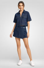 Damen Frühlings-Set aus Jeanshemd mit V-Ausschnitt und Minirock – Lässiges zweireihiges Zweiteiler-Outfit 